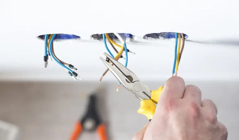 concept-r-renovation-electricite-la-roche-sur-yon-vendee